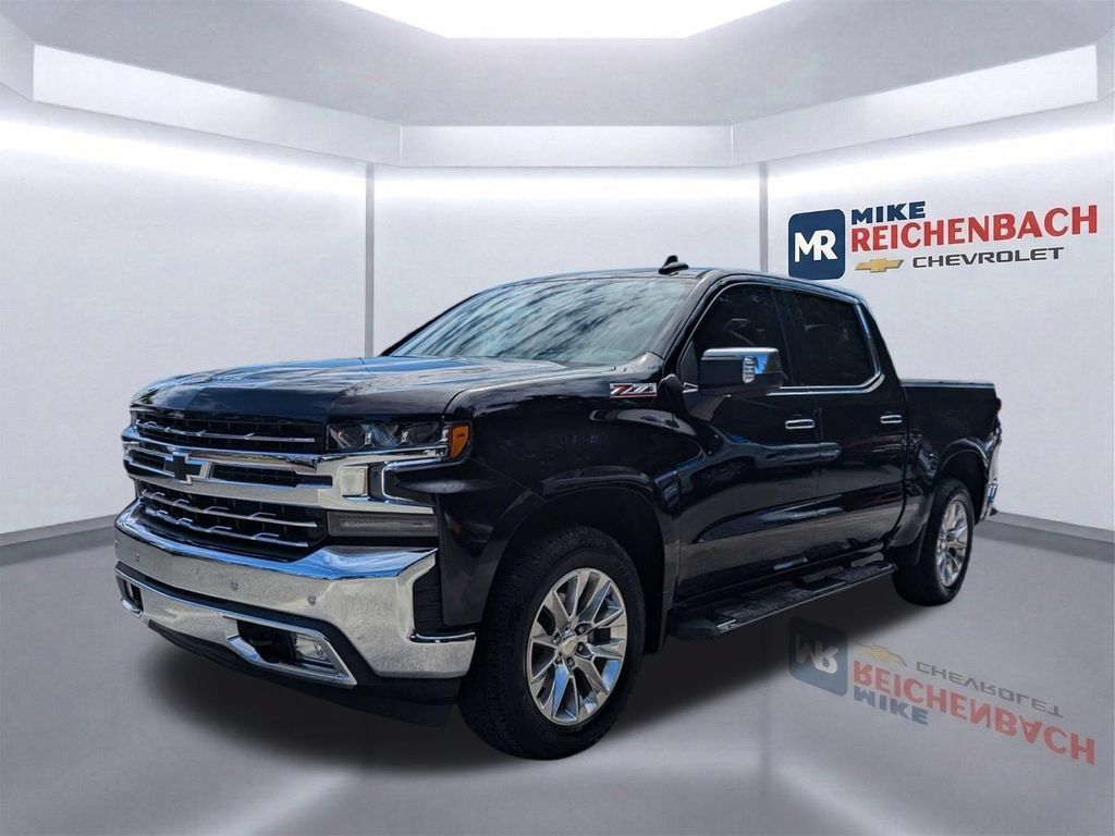 Used 2021 Chevrolet Silverado 1500 LTZ w/ LTZ Premium Package AWD/4WD image 8