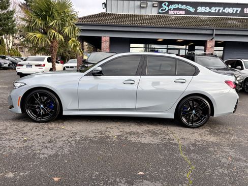 Used 2023 BMW 330i Sedan w/ M Sport Package image 10