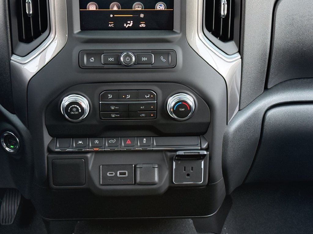 New 2026 GMC Sierra 1500 Pro w/ Graphite Edition AWD/4WD image 31