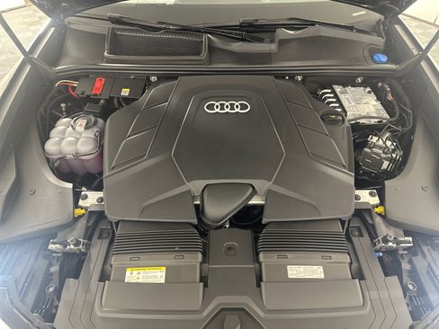 New 2026 Audi Q8 Premium Plus image 24
