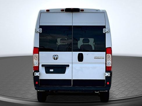 Used 2023 RAM ProMaster 2500 FWD image 4