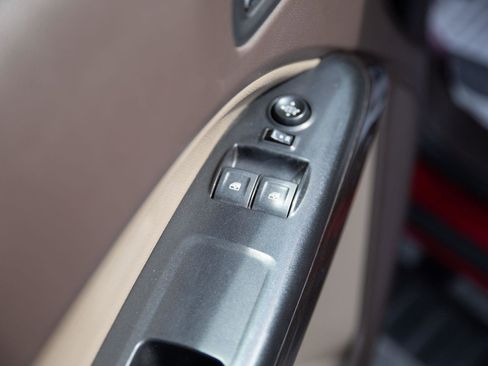 Used 2018 GMC Canyon SLE w/ SLE Convenience Package image 21