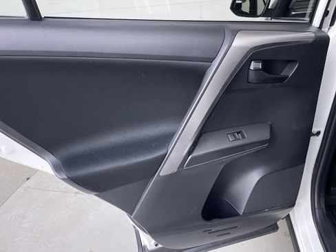 Used 2017 Toyota RAV4 LE w/ All Weather Liner Package AWD/4WD image 18