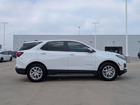Used 2023 Chevrolet Equinox LT image 6