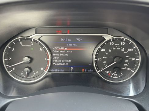 Certified 2025 Nissan Altima 2.5 SR w/ SR Premium Package FWD image 16