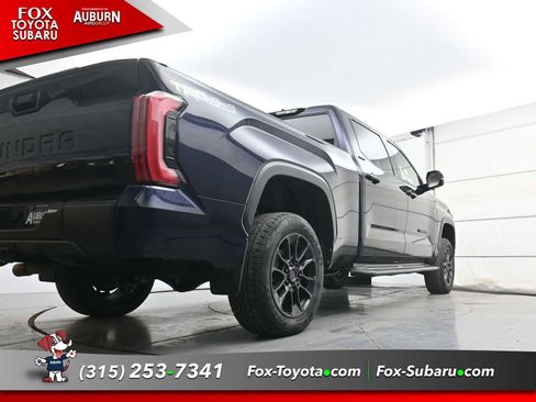 Used 2024 Toyota Tundra Limited AWD/4WD image 17