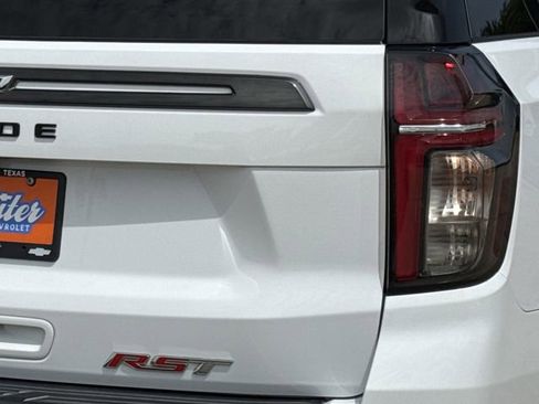 Used 2022 Chevrolet Tahoe RST w/ Luxury Package RWD image 7