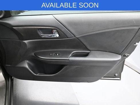 Used 2013 Honda Accord EX image 35