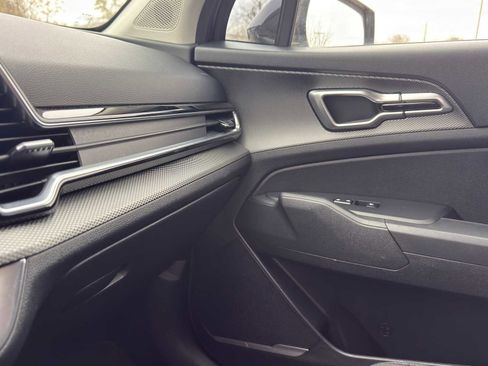 Certified 2023 Kia Sportage LX image 26