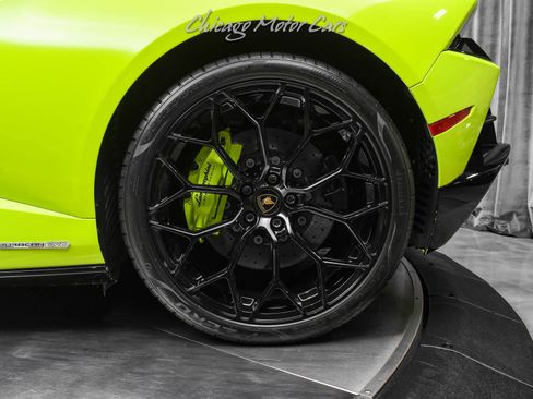 Used 2020 Lamborghini Huracan EVO image 46