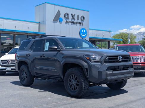 Used 2025 Toyota 4Runner SR5 AWD/4WD image 1