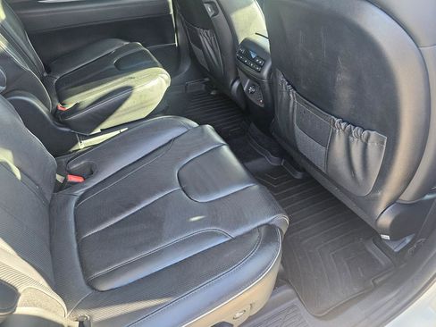 Used 2022 Hyundai Palisade Limited image 19