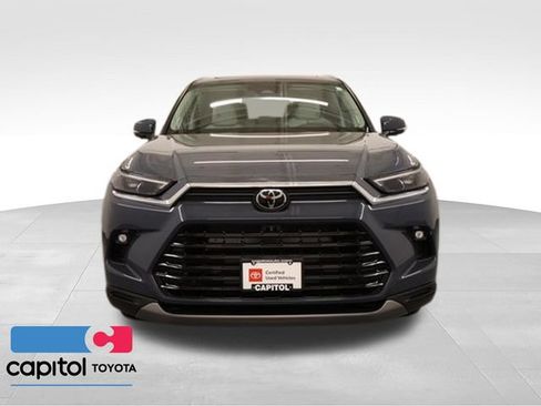 Certified 2024 Toyota Grand Highlander AWD image 7