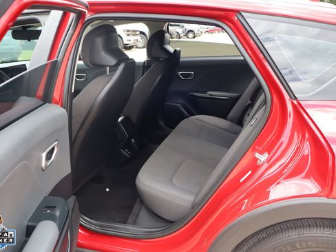 Used 2025 Kia K4 FWD image 25