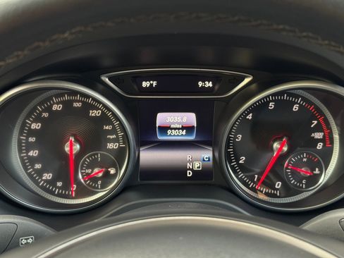 Used 2018 Mercedes-Benz CLA 250 4MATIC image 19