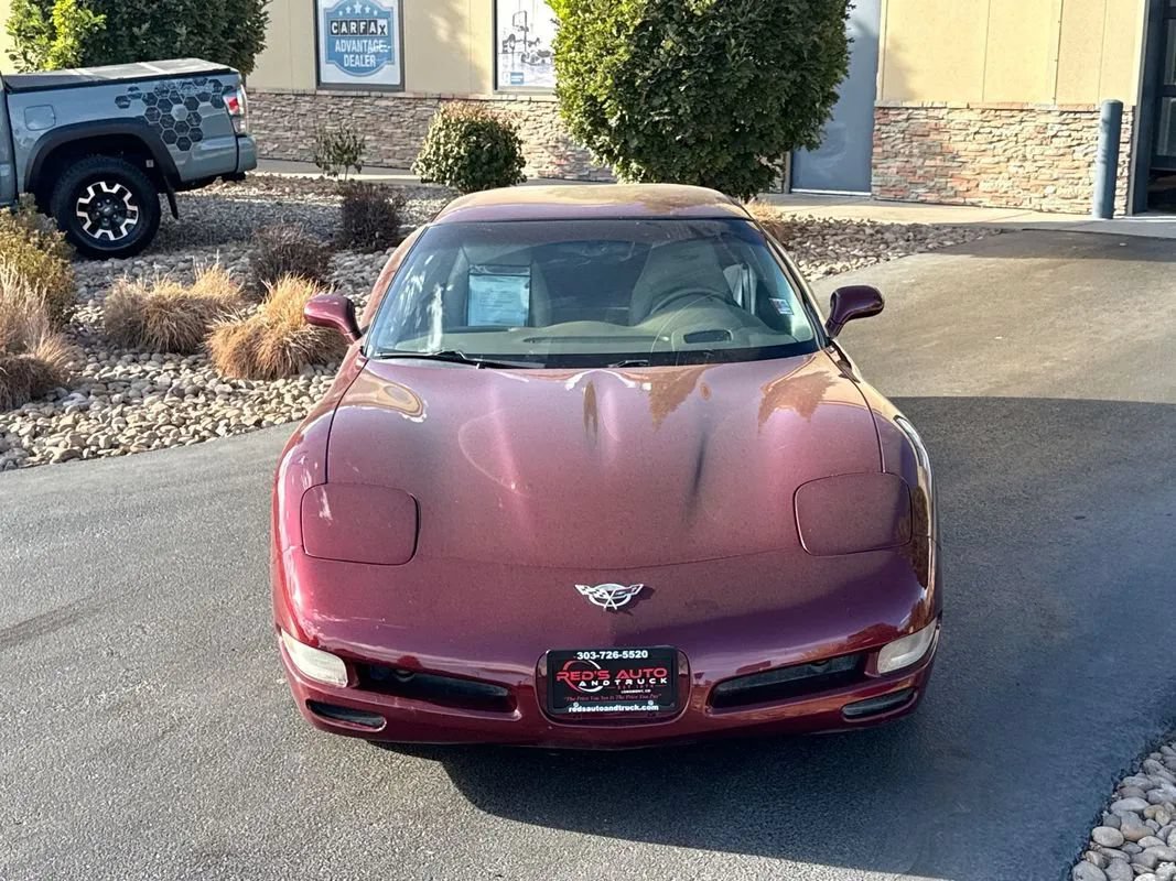 Used 2003 Chevrolet Corvette Coupe w/ Preferred Equipment Group RWD image 4