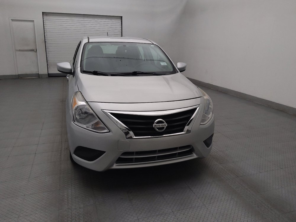 Used 2018 Nissan Versa SV FWD image 14