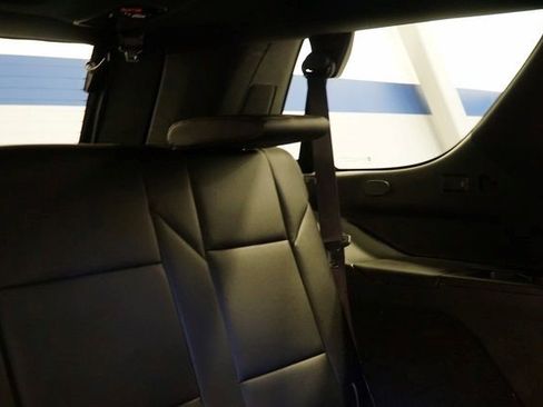 Certified 2022 Cadillac Escalade Luxury image 28