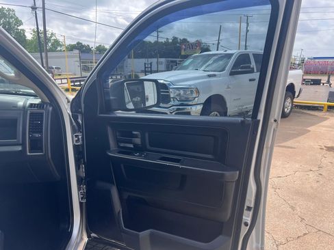 Used 2014 RAM 1500 Express AWD/4WD image 14