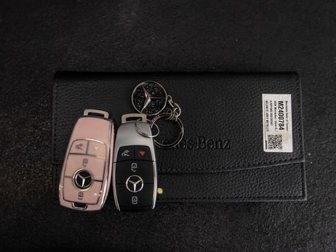 Used 2024 Mercedes-Benz GLS 450 4MATIC image 52