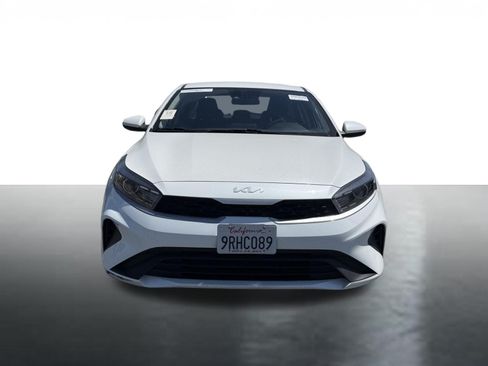 Used 2023 Kia Forte LXS FWD image 3