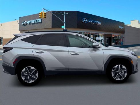 New 2026 Hyundai Tucson SEL AWD/4WD image 9