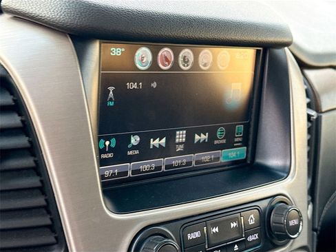 Used 2018 GMC Yukon Denali image 4