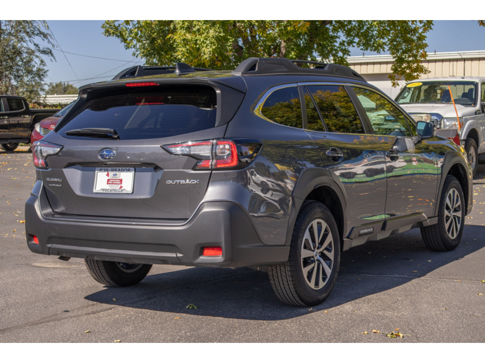 Certified 2025 Subaru Outback Premium AWD/4WD image 3