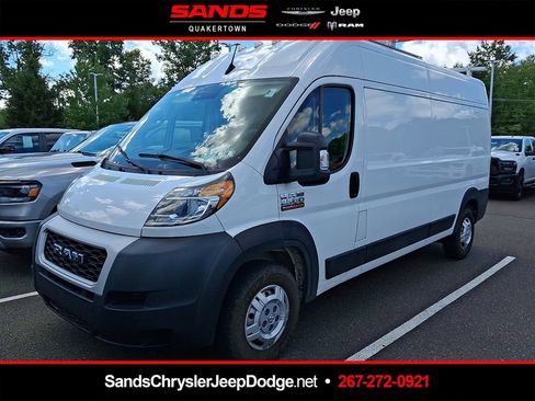 Used 2022 RAM ProMaster 2500 w/ Premium Convenience Group FWD image 1