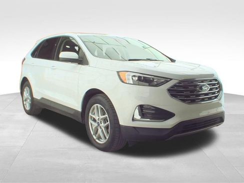 Used 2022 Ford Edge SEL image 4