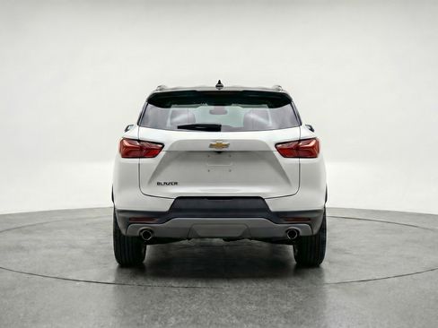 Used 2025 Chevrolet Blazer LT FWD image 7