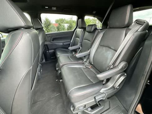 Used 2023 Honda Odyssey Sport image 18