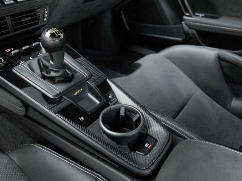 Certified 2025 Porsche 911 GT3 image 28