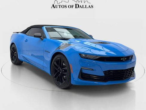 Used 2023 Chevrolet Camaro SS w/ Design Package 1 RWD image 3