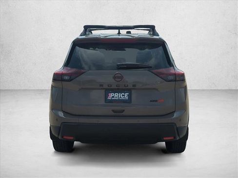 Used 2026 Nissan Rogue SV AWD/4WD image 7