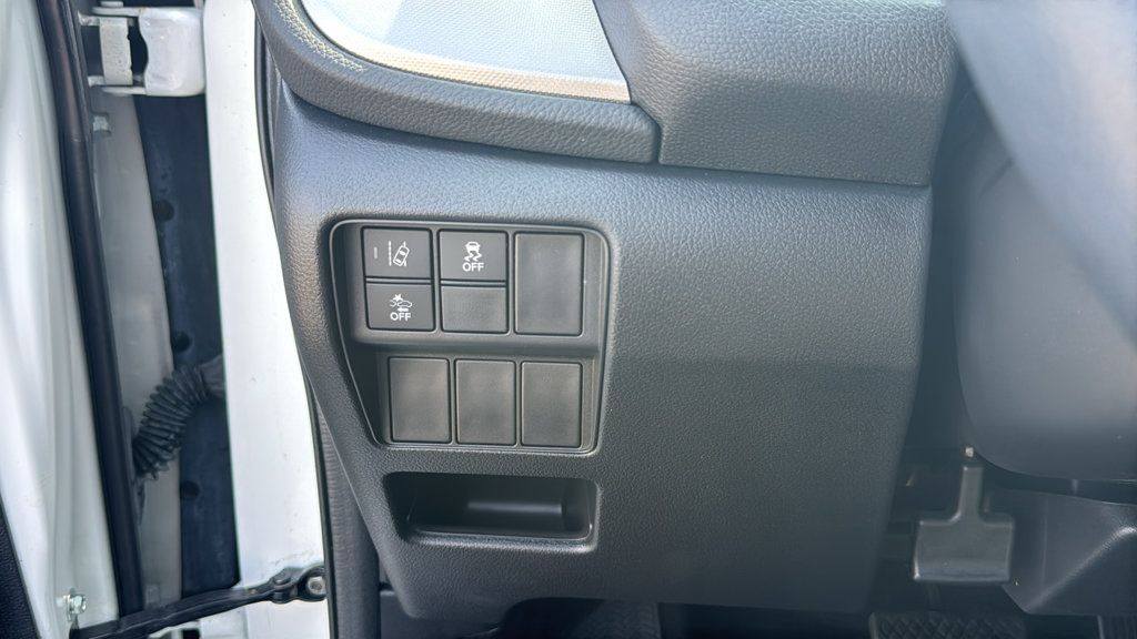 Used 2021 Honda CR-V Special Edition image 16