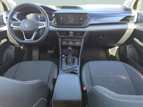 Certified 2023 Volkswagen Taos SE w/ Panoramic Sunroof Package image 39