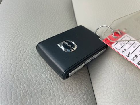 Certified 2024 Volvo XC60 B5 Core w/ Climate Package image 42