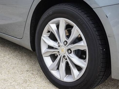 Used 2023 Chevrolet Malibu LT FWD image 5