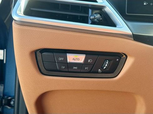 Used 2026 BMW 330i Sedan w/ M Sport Package image 36