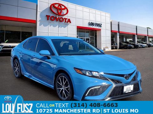 Certified 2024 Toyota Camry SE w/ Cold Weather Package FWD image 1