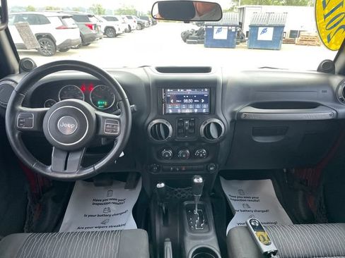 Used 2012 Jeep Wrangler Unlimited Sport AWD/4WD image 37