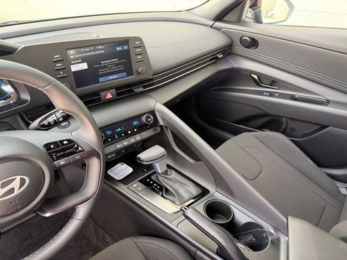 New 2026 Hyundai Elantra Sport FWD image 22