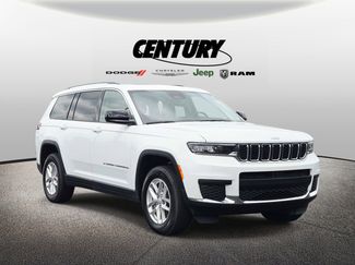 Used 2022 Jeep Grand Cherokee L Laredo w/ Luxury Tech Group I AWD/4WD video 1