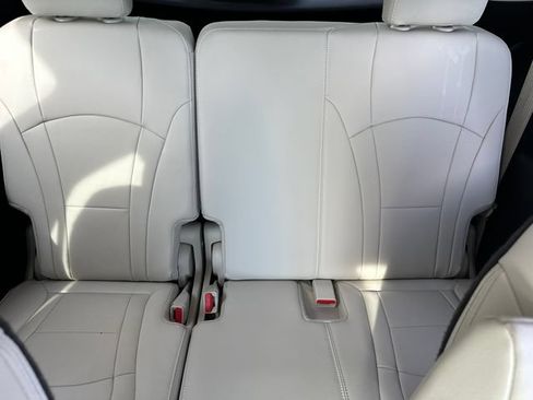 Certified 2023 Buick Enclave Essence w/ Experience Buick Package AWD/4WD image 21