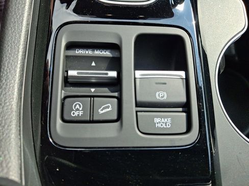 Certified 2025 Honda Pilot EX-L image 25