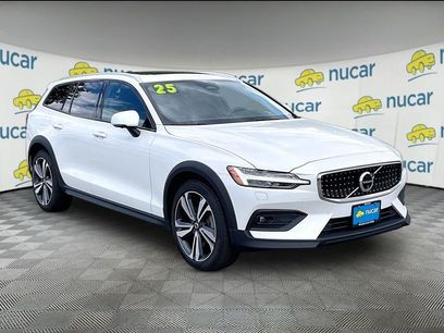 Used 2025 Volvo V60 B5 Cross Country Plus w/ Protection Package Premier