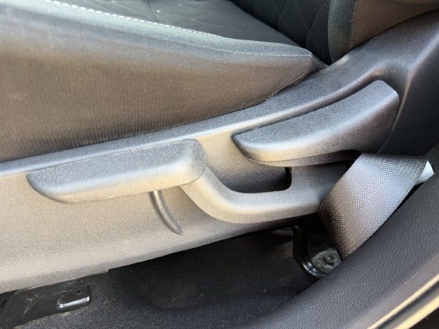 Used 2020 Nissan Kicks S FWD image 23