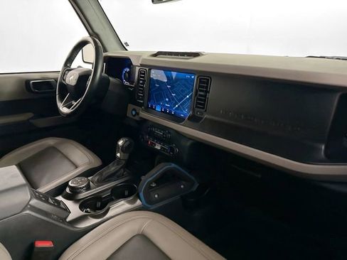 Used 2023 Ford Bronco Wildtrak image 38