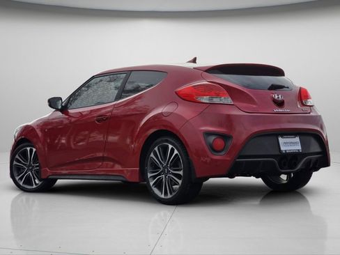 Used 2016 Hyundai Veloster Turbo image 21